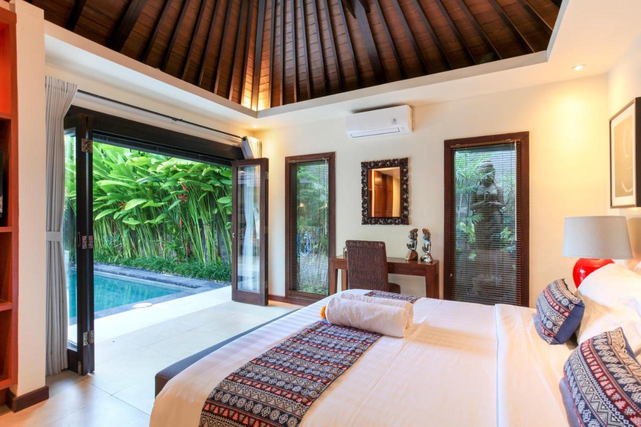 Asrina Villa'S Seminyak Ngoại thất bức ảnh