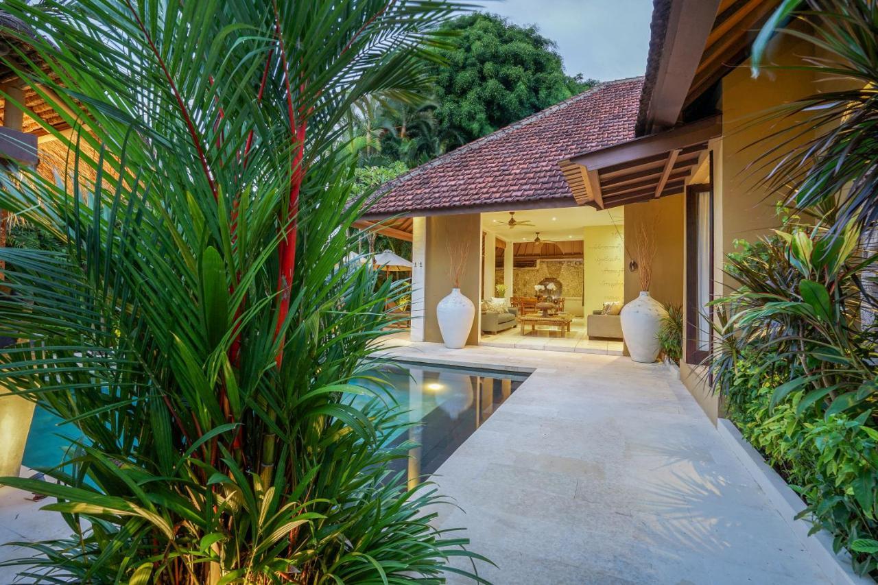 Asrina Villa'S Seminyak Ngoại thất bức ảnh